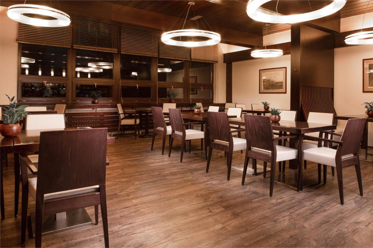 Orea Resort Devet Skal Vysocina Sněžné Екстериор снимка