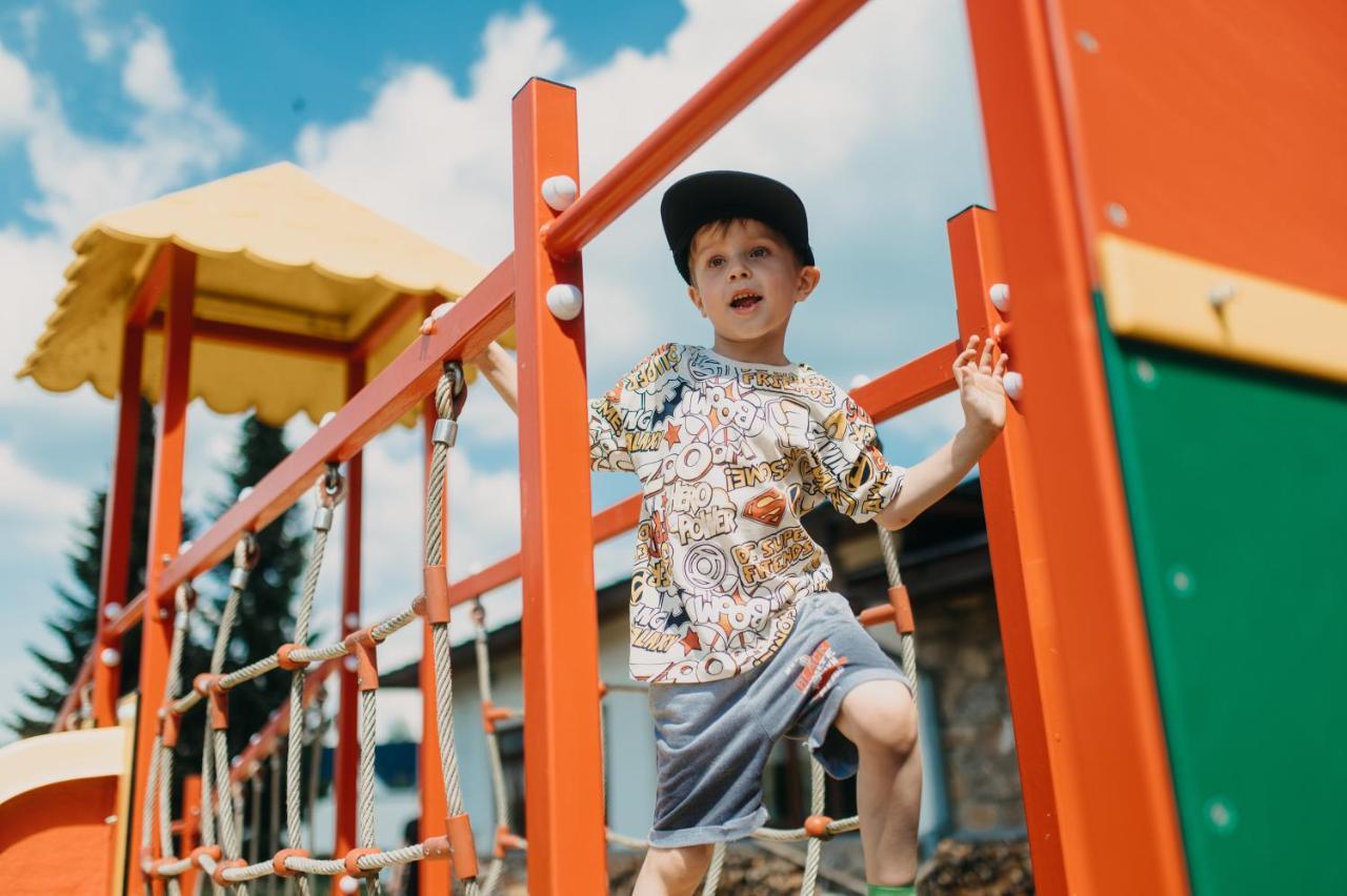 Orea Resort Devet Skal Vysocina Sněžné Екстериор снимка