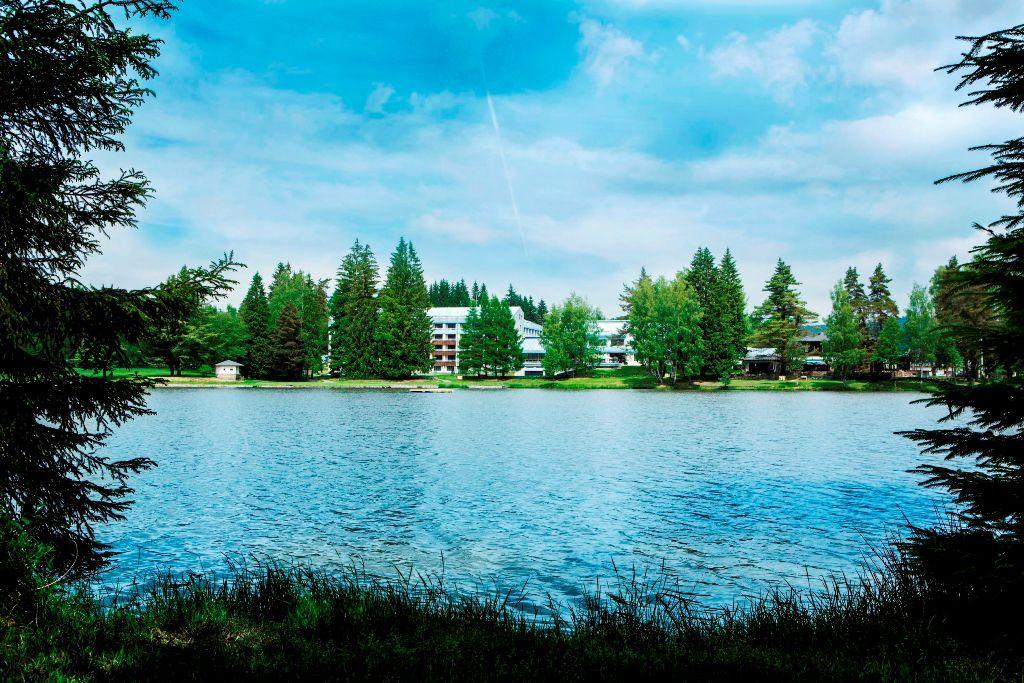 Orea Resort Devet Skal Vysocina Sněžné Екстериор снимка