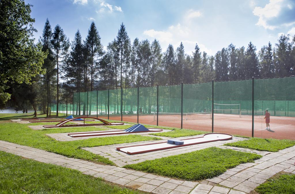Orea Resort Devet Skal Vysocina Sněžné Екстериор снимка
